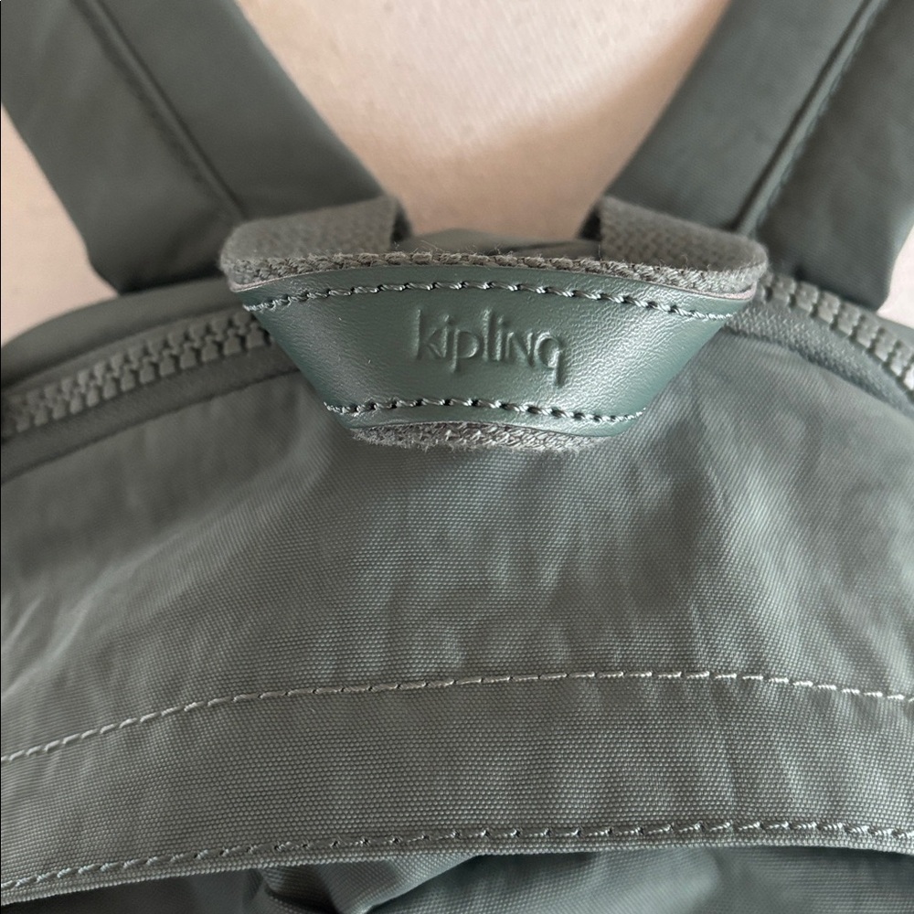 Kipling Harper Expandable Backpack Women’s Light Aloe Tonal Sage Green Travel - Picture 3 of 15